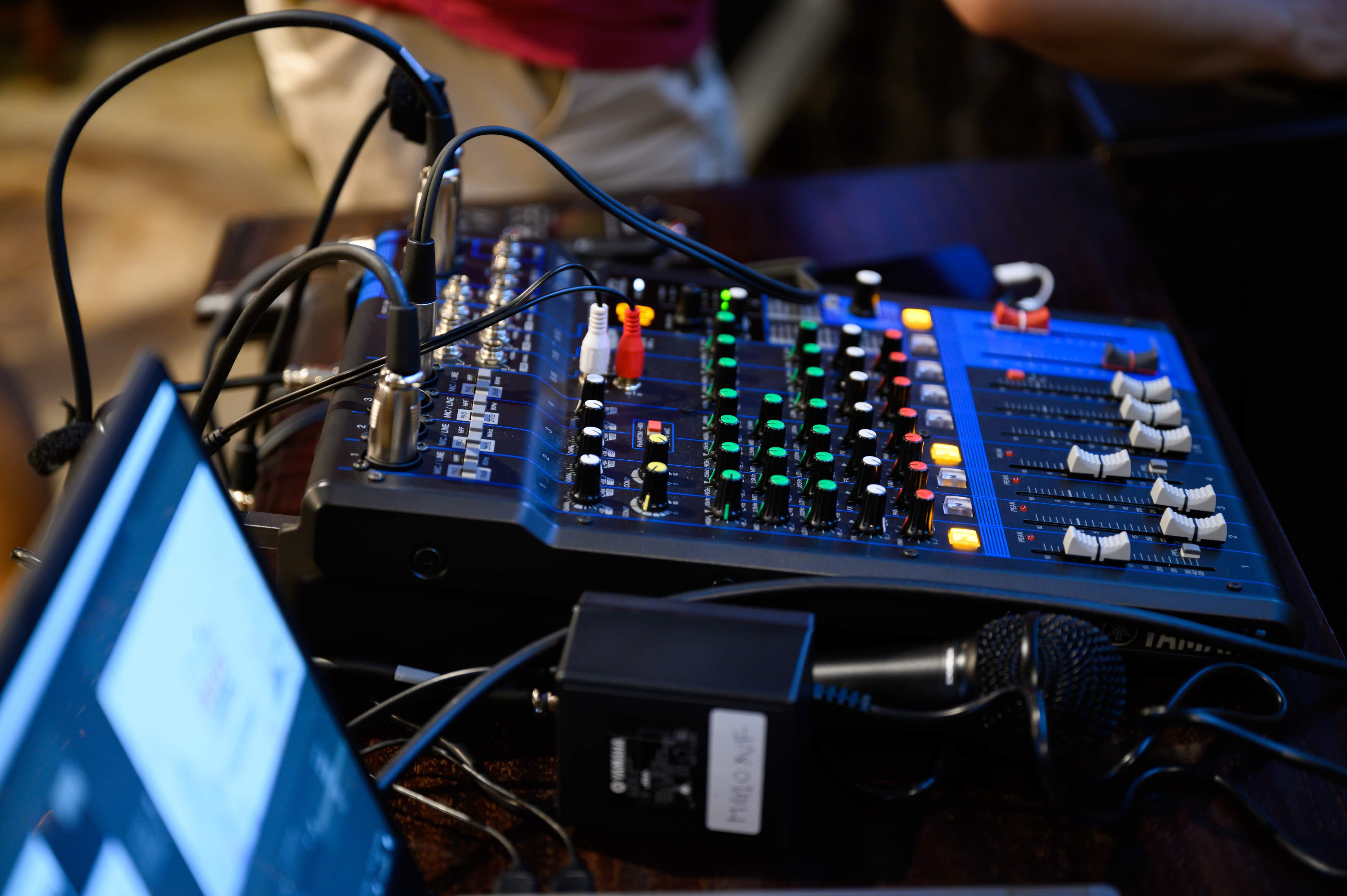 カンファレンス録画システムを作った #iosdc – 長谷川智希 @tomzoh blog